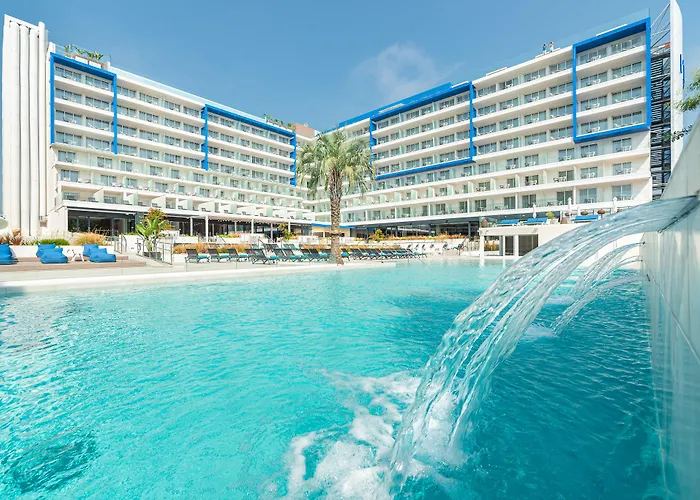 L\'Azure Hotel 4* Sup